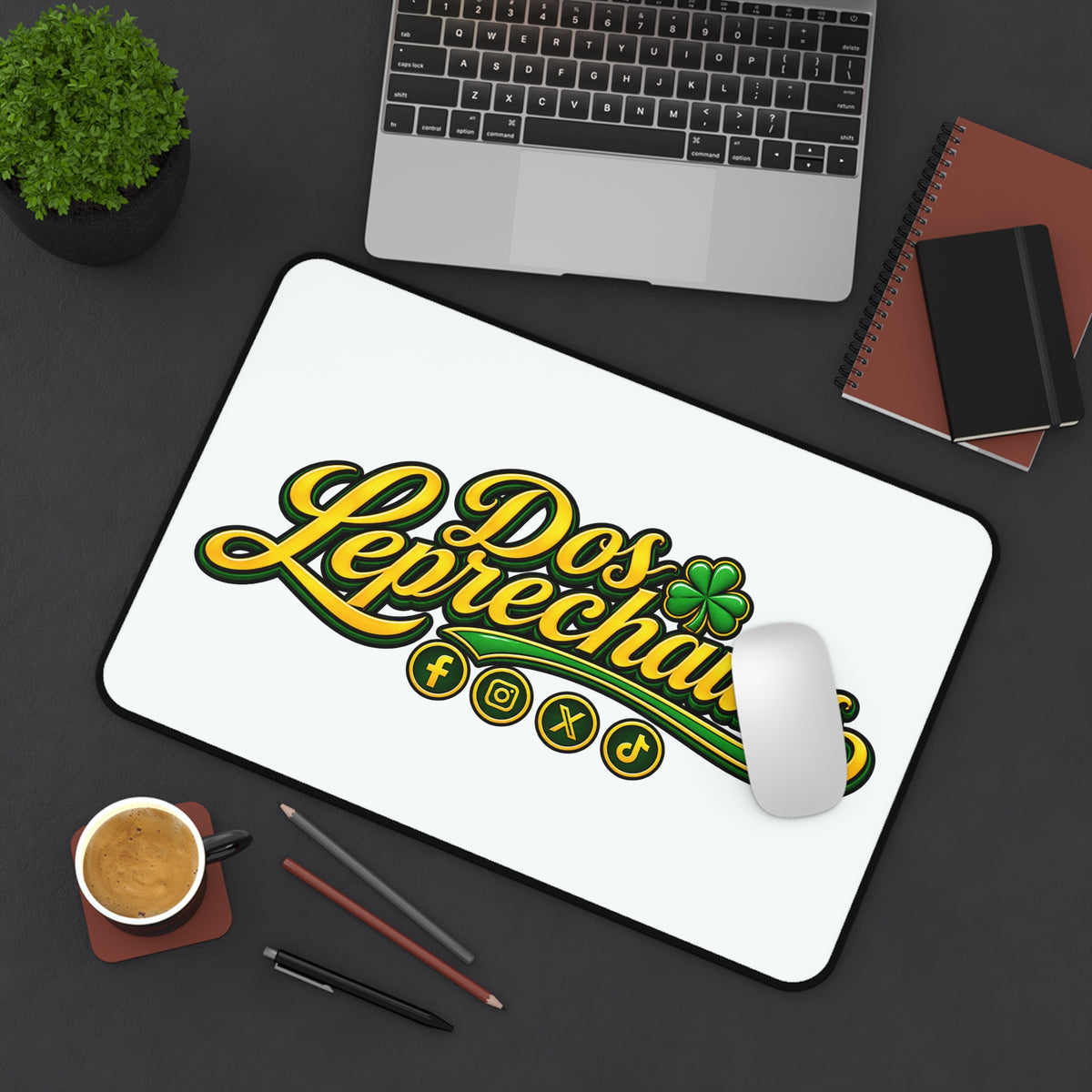 Dos Leprechauns Desk Mat